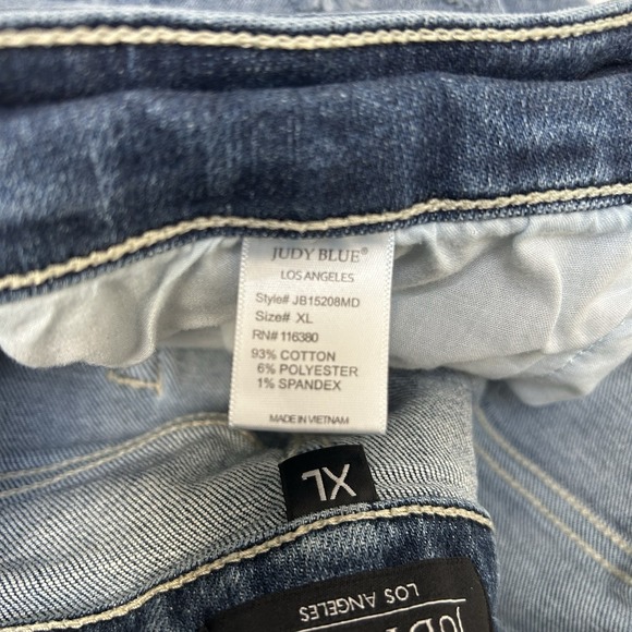 Judy‎ Blue Mid-Rise Destroyed Distressed Denim Jean Shorts Size XL Style #15208 - Picture 3 of 5